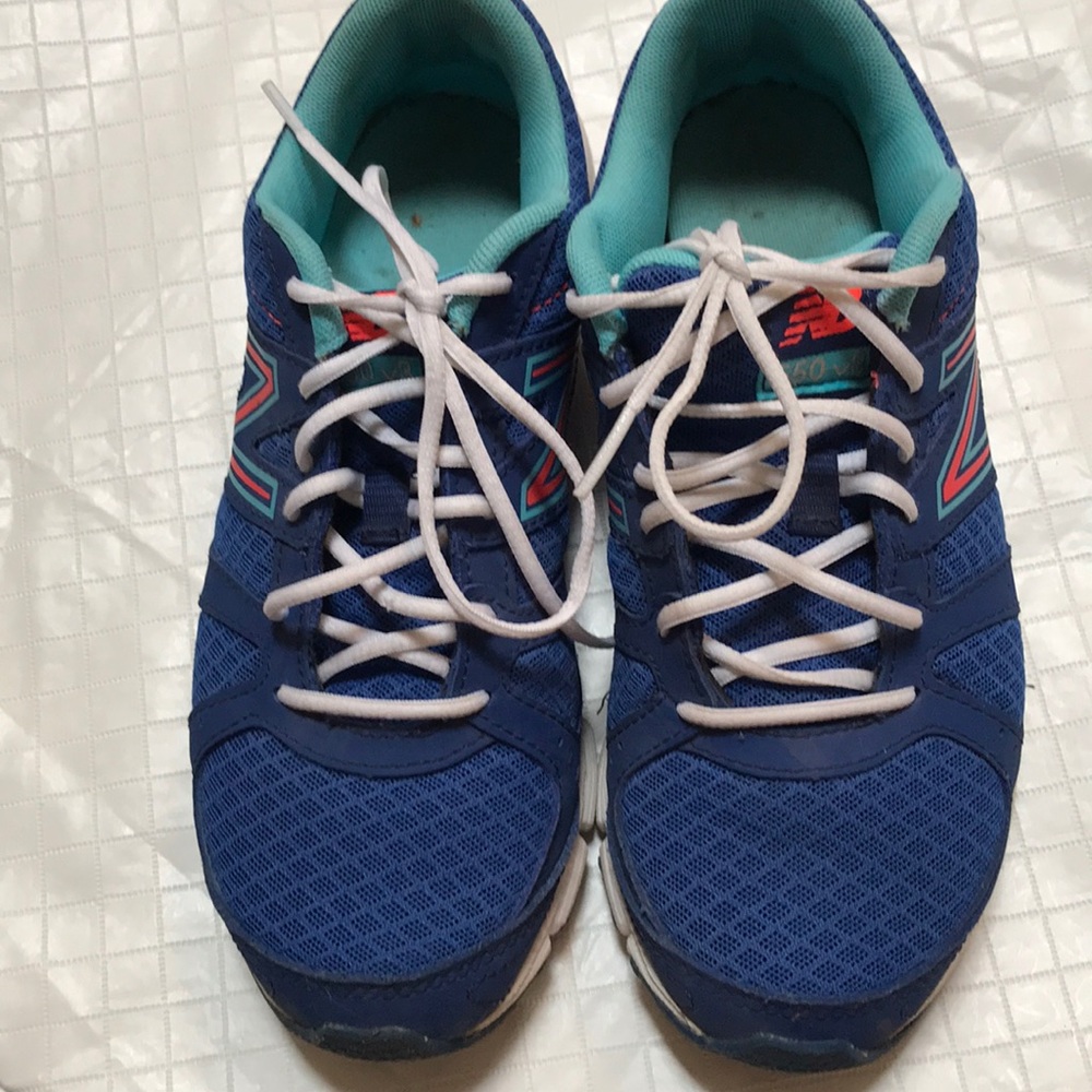 SOLD New Balance Blue sneakers